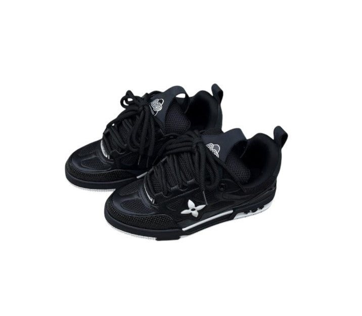 Louis Vuitton “LV Skate” negro/blanco