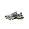Nike  V2K Run "Platino Puro/Gris Lobo"