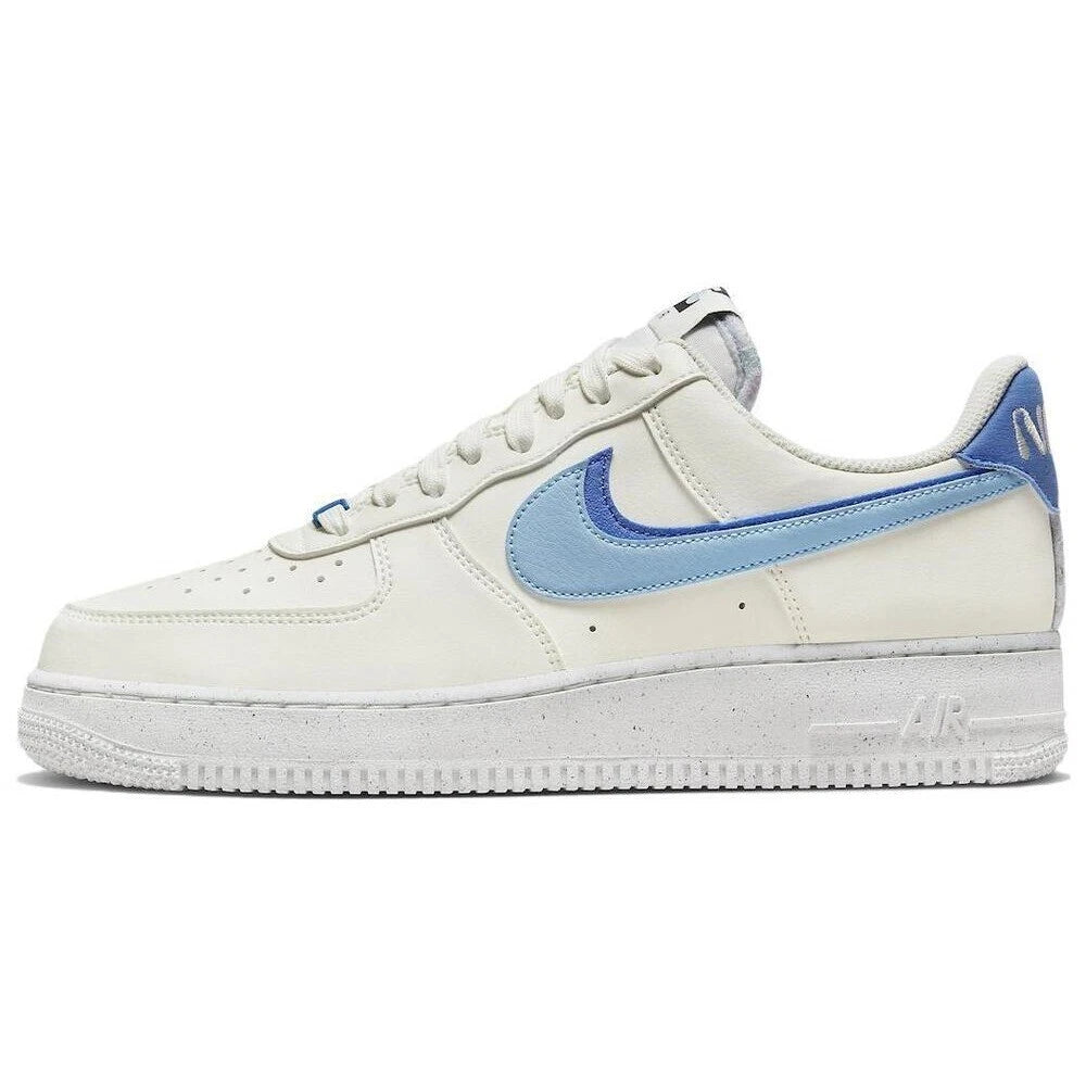 Nike Air Force 1 '07 LV8